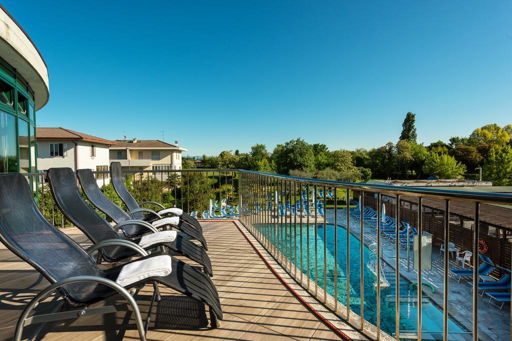 Atlantic Terme Natural Spa & Hotel Abano Terme Bagian luar foto